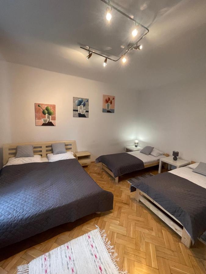 Apartamenty 650 Metrow Od Dworca Przemyśl Exterior foto