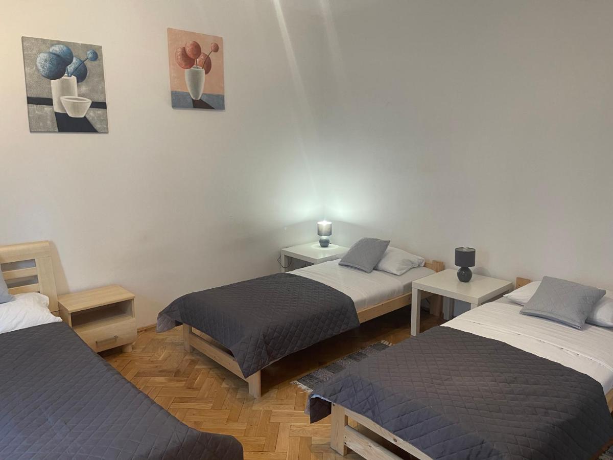 Apartamenty 650 Metrow Od Dworca Przemyśl Exterior foto